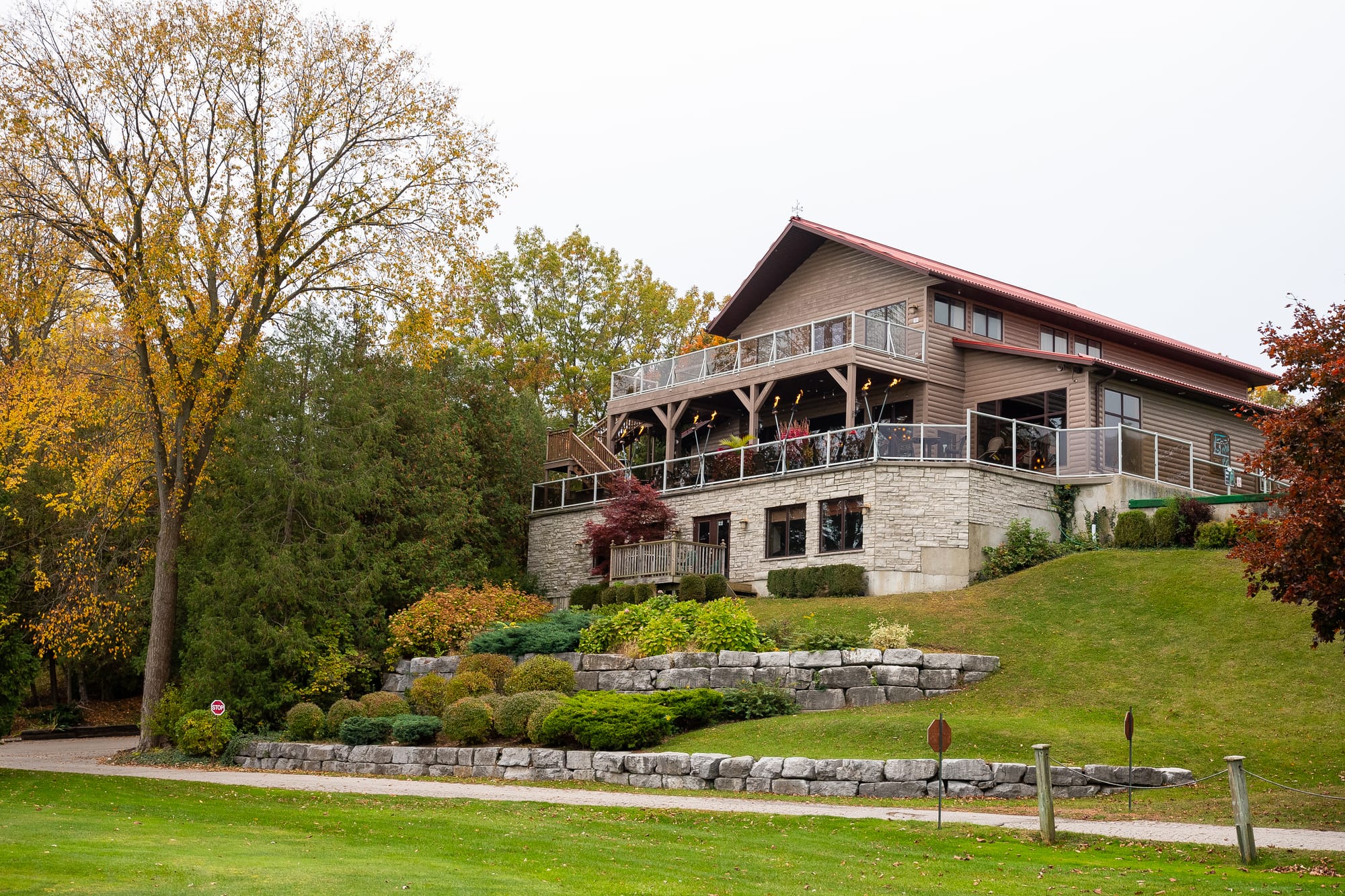 Dining at Oakwood